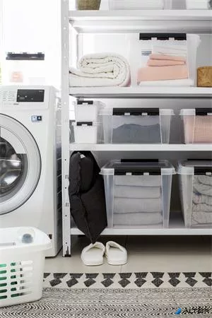 Műanyag tárolódoboz, 47 liter, fekete fogantyúkkal, SMARTSTORE "Classic 45", átlátszó