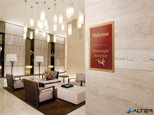 Infokeret, A4, öntapadó háttal, DURABLE 'DURAFRAME®', arany