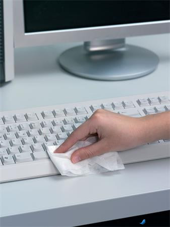 Tisztítókendő, műanyag felületre, 100 db, DURABLE 'SUPERCLEAN BOX 100'