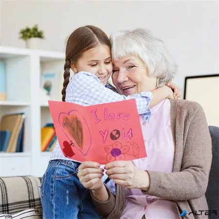 Bélyegző, kirakós, 10 motívummal, 'Nio Szerelem', fehér ház, fekete párnával