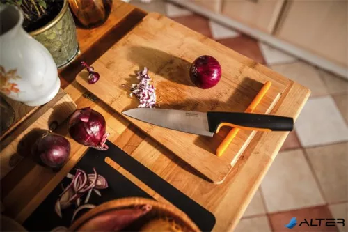 Szakácskés, közepes, FISKARS 'Functional Form'