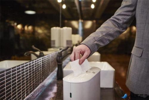 Kéztörlő adagoló, Interfold hajtogatás, pultra tehető, H2 rendszer, Elevation, TORK 'Xpress Multifold', fehér