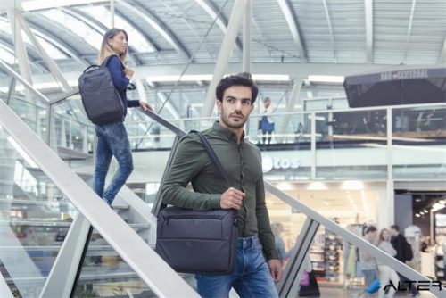 Notebook táska, 15,6', RIVACASE 'Suzuka 7730', fekete