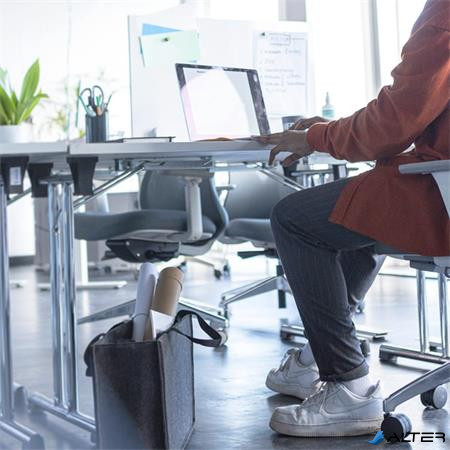 Irodai válltáska, vállpánttal, M méret, 36x28x15 cm, SIGEL 'Classic', sötétszürke