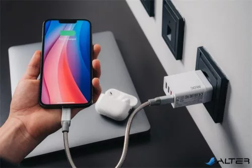 Hálózati töltő, 1xUSB-C PD (20W), USB-A QC 3.0, 2xUSB-A (10W), VERBATIM, fehér